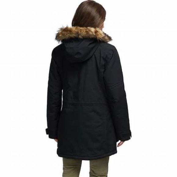 Fjällräven Nuuk Women’s Parka - Picture 4 of 8